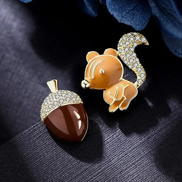 Gold and Brown Squirrel and Acorn Earrings - Picture 3 of 4